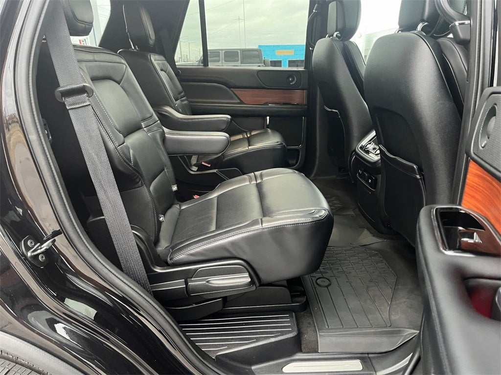2019 Lincoln Navigator Select